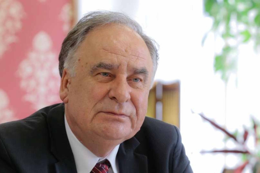 LOŠE VIJESTI IZ SARAJEVA: Bogić Bogićević u teškom stanju, hitno je operisan...