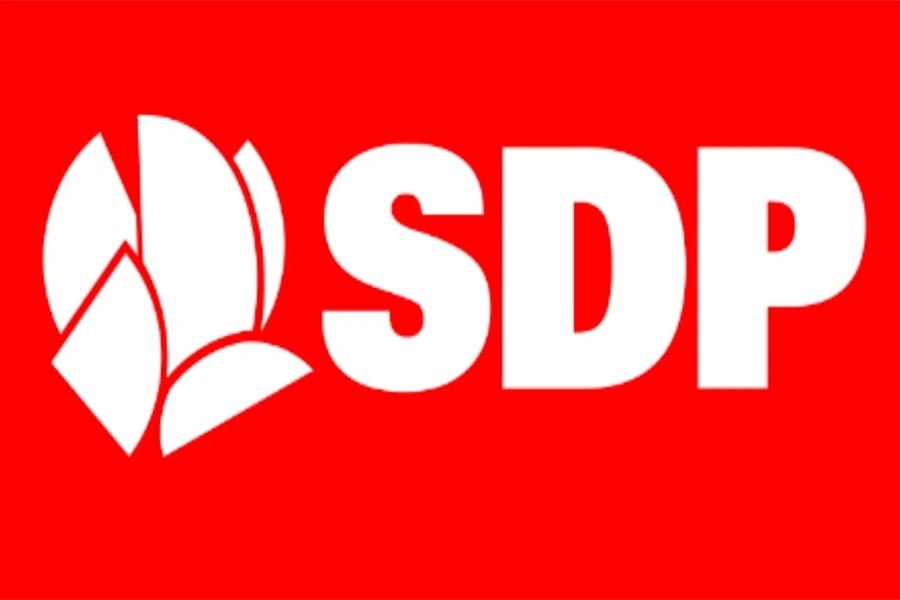 HIT NA INTERNETU: Procurila neviđena fotografija kandidata SDP-a na izborima...