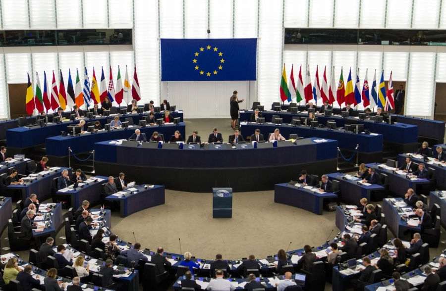 OŠTRE OSUDE EUROPARLAMENTARACA: 'Opasni luđak u Bijeloj kući!'