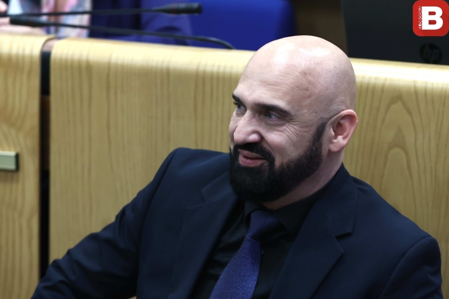 HIT NA INTERNETU: Procurila mapa Hormuškog moreuza s lokacijom armije Rame Isaka...