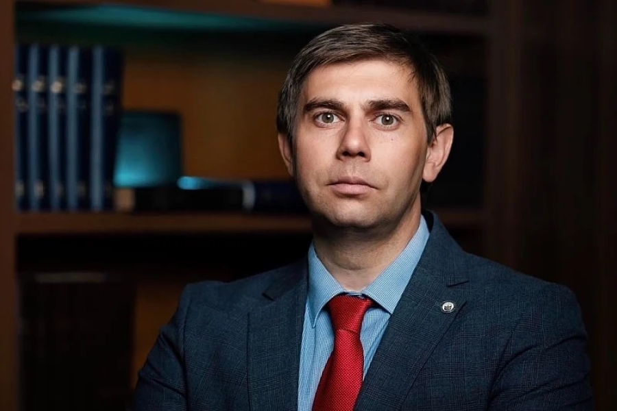 NOVO POGLAVLJE U FIA FBiH: Poznati ekonomista Faruk Hadžić preuzeo direktorsku fotelju i najavio VELIKE promjene