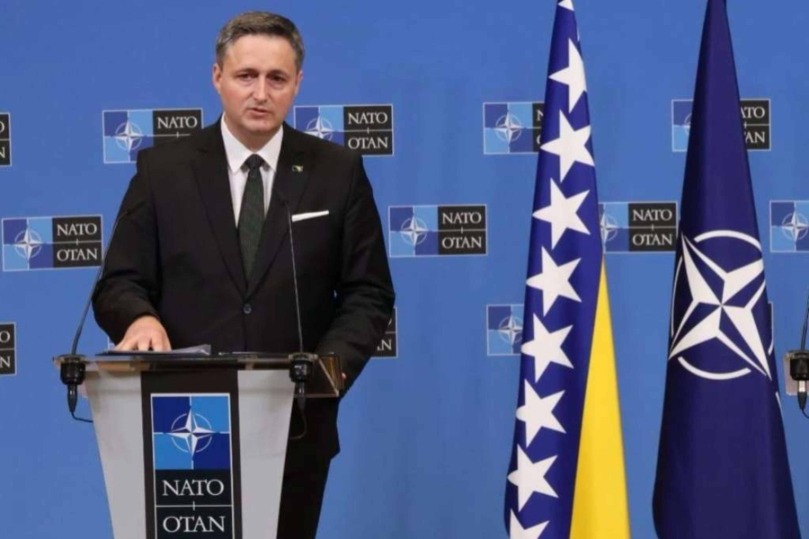 DENIS BEĆIROVIĆ KAO ŠERIF ARNAUTOVIĆ: Hoćemo li ući u NATO prije njegovog raspada?