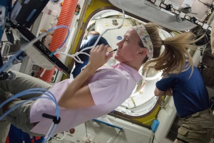 ŽIVOT NA HILJADE KILOMETARA OD ZEMLJE: Otkriveno kako astronautkinje održavaju higijenu, a slučaj Sunite Williams šokirao je naučnike