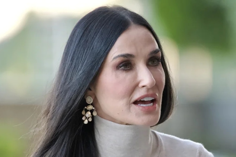 SABOTAŽA I RAZVRAT: Umjesto pisanja zavjeta završila u krevetu s kolegom – istina o prvom braku slavne glumice