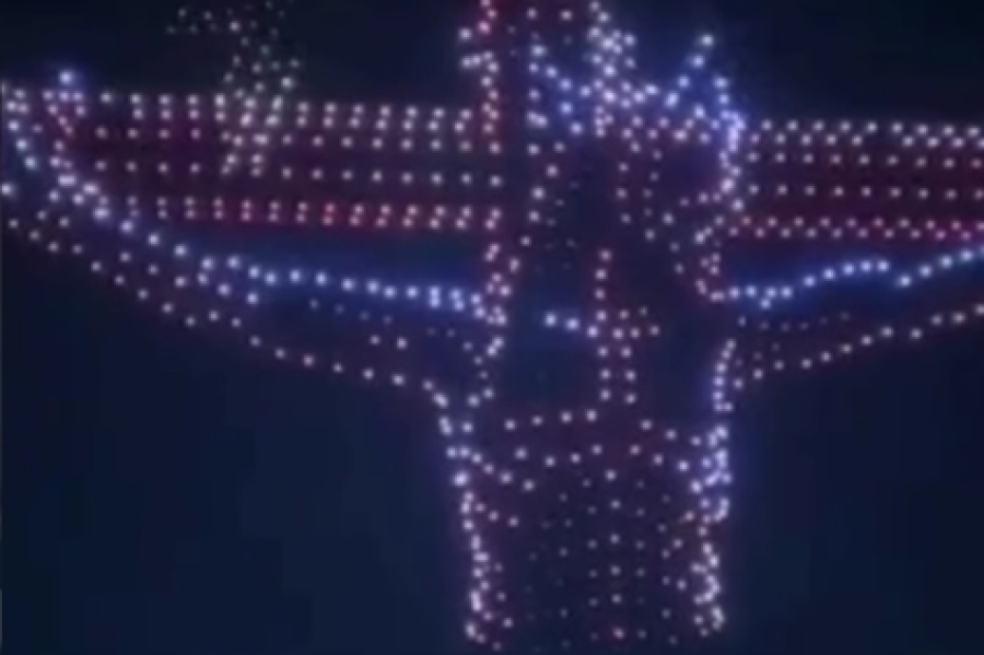 ČUDO NA NEBU: 10.000 dronova formiralo lik ISUSA KRISTA – Prizor koji je oborio 4 svjetska rekorda (VIDEO)