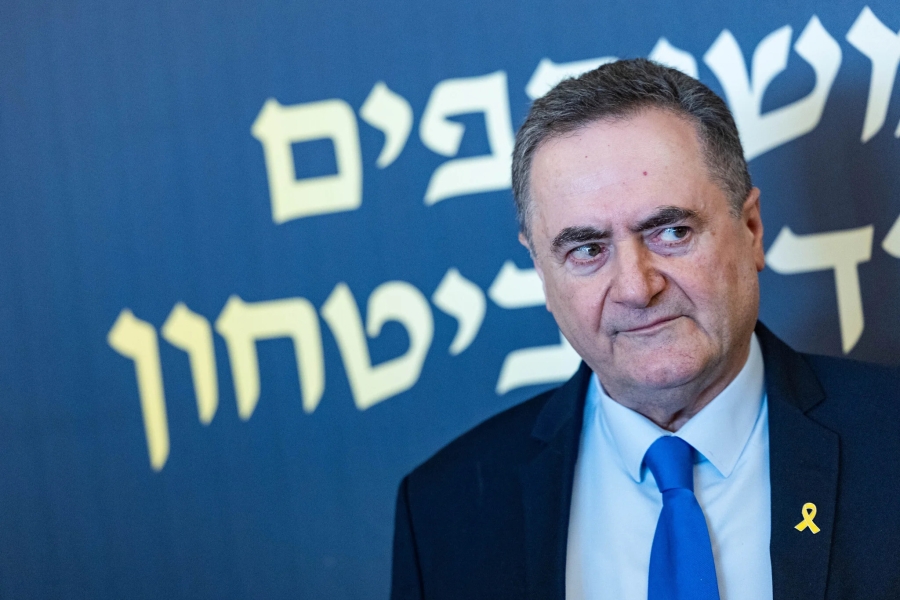 ŽESTOK UDAR: Izraelski ministar odbrane tvrdi da su uništili najveće petrohemijsko postrojenje u Iranu