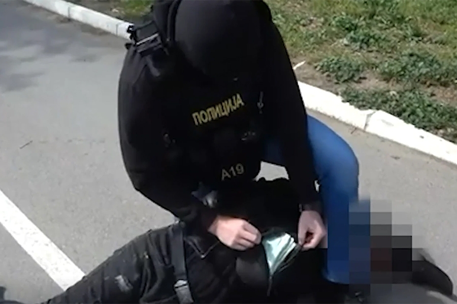 UHVAĆEN NA DJELU: Policija uhapsila lažnog doktora, sumnja se da je oštetio više ljudi...