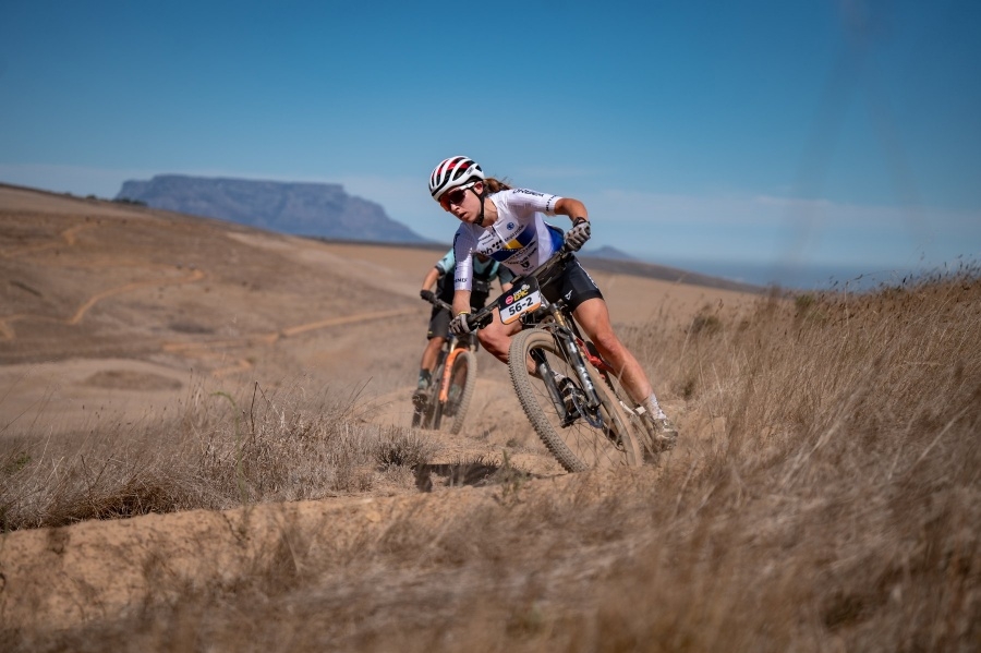 FANTASTIČNA VOŽNJA NAJBOLJE BH. BICIKLISTKINJE: Lejla Njemčević upisala ubjedljivu pobjedu na UCI C1 utrci u Hrvatskoj