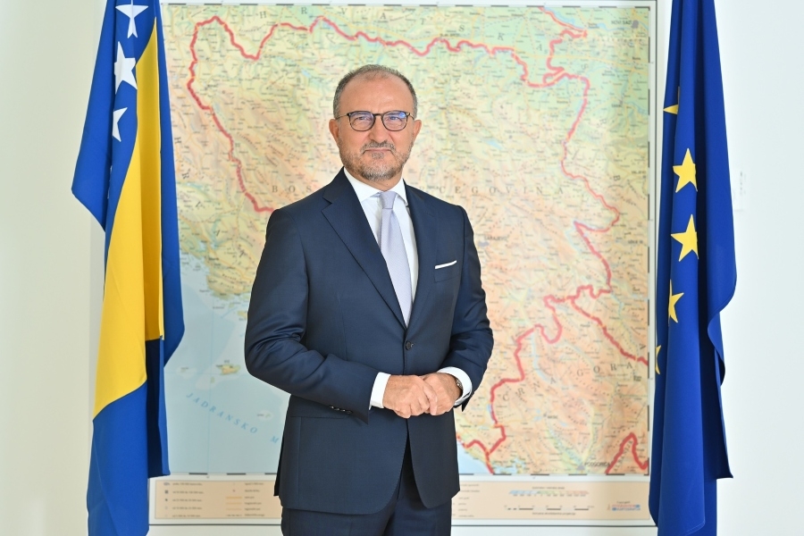 ŠEF DELEGACIJE EU U BiH, ITALIJAN LUIGI SORECA: 'Iskrene čestitke, navijat ću za Bosnu i Hercegovinu na Svjetskom prvenstvu'