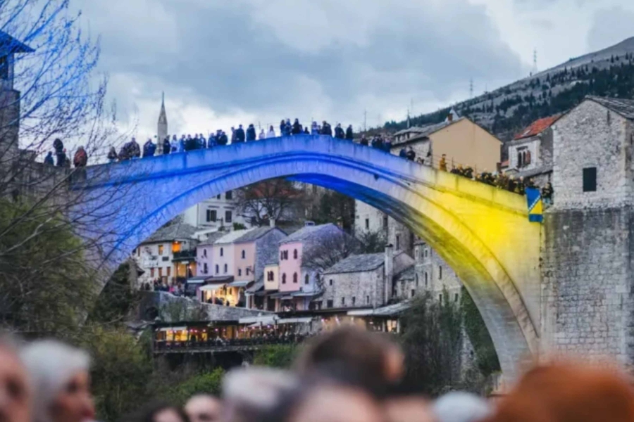 LUDNICA U GRADU NA NERETVI: Mostar slavi Sergeja Barbareza nakon historijskog uspjeha (VIDEO)