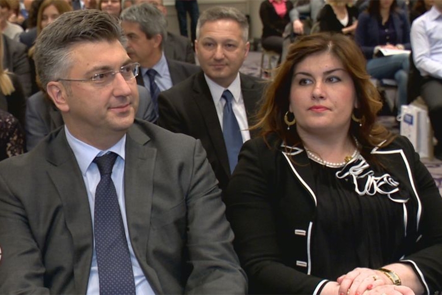 KO BI GORE – SAD BI DOLE: Osuđena Plenkovićeva ministrica bit će premještena, brinut će o kokošima...