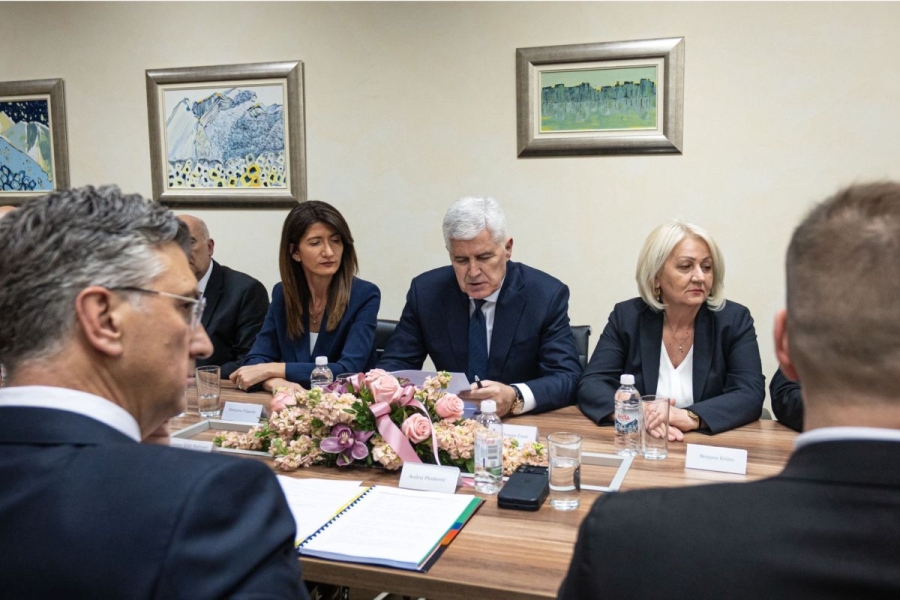 IZDAJA U MOSTARU: Čović je prevario Plenkovića, obećao da će za  Predsjedništvo BiH predložiti... | Slobodna Bosna