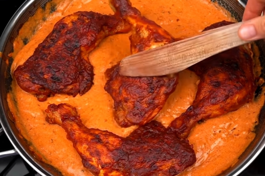 ZA PRAVE GURMANE: Za ručak pravimo piletinu na mađarski način, nema joj ravne… (VIDEO)