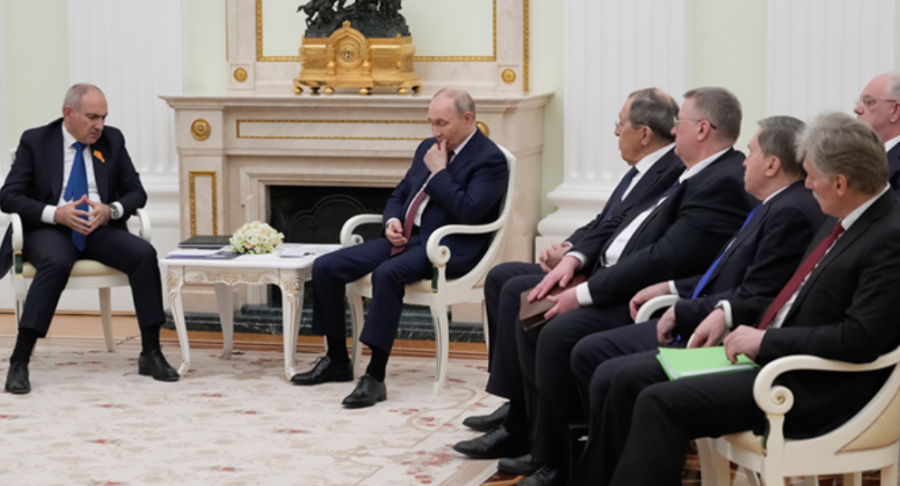 JASNA PORUKA KREMLJA: Putin sasjekao sve nade Armenije