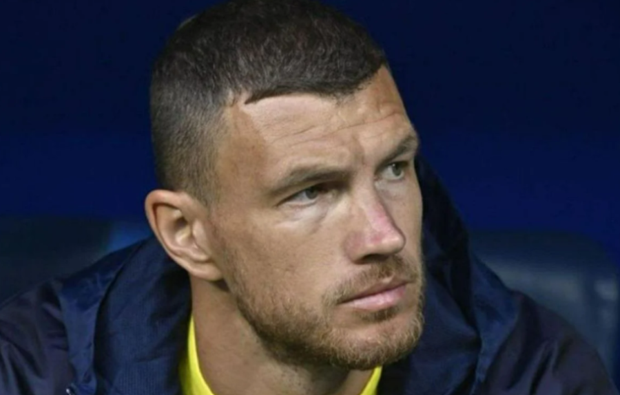 DŽEKO JE KLJUČ, A NJEGA NEMA: Brutalno upozorenje Huuba Stevensa koje je zaledilo navijače Schalkea