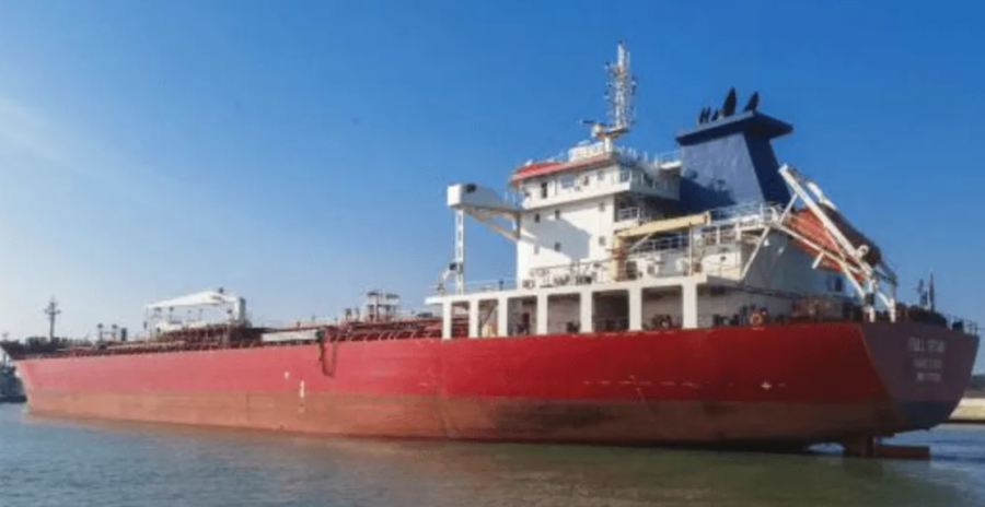 IGRA ŽIVACA U ZALJEVU: Prvi tanker zaplovio kroz zonu američke blokade