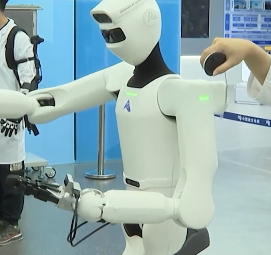 ZABORAVITE SVE ŠTO STE ZNALI O OPASNOM POSLU: Mašine koje ne poznaju strah zamjenjuju ljude na dalekovodima