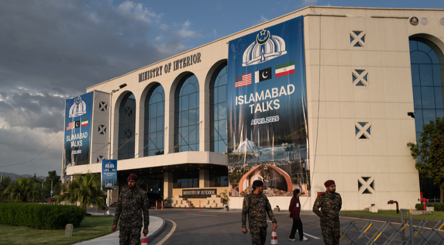 CRNI OBLACI NAD PREGOVORIMA: Zbog ova četiri razloga dogovor Amerike i Irana visi o koncu