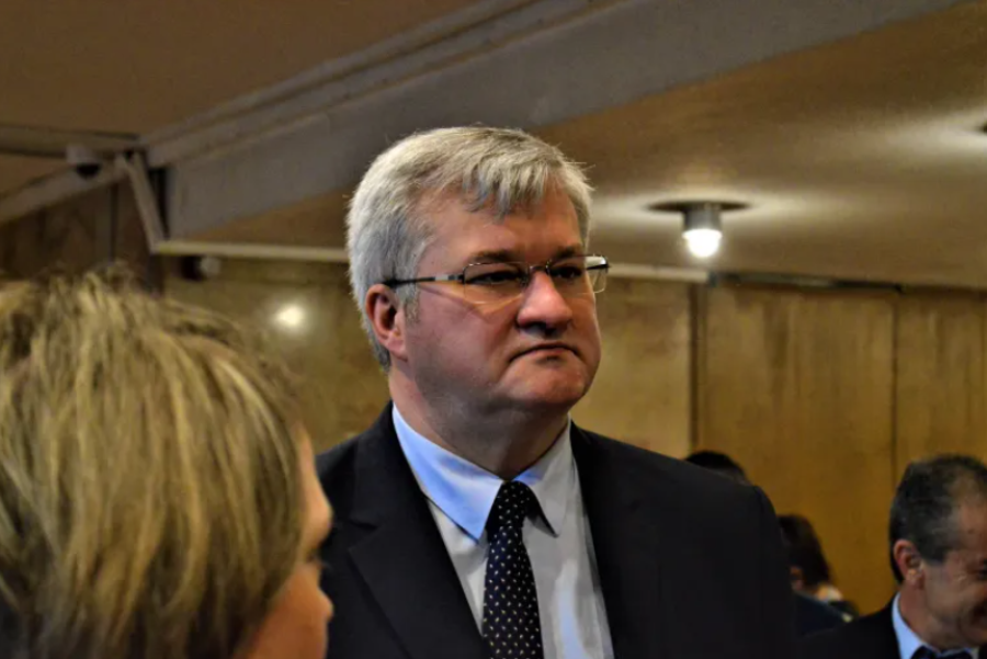 KIJEV VIŠE NE PITA, VEĆ NAREĐUJE: Izraelski ambasador hitno pozvan na raport