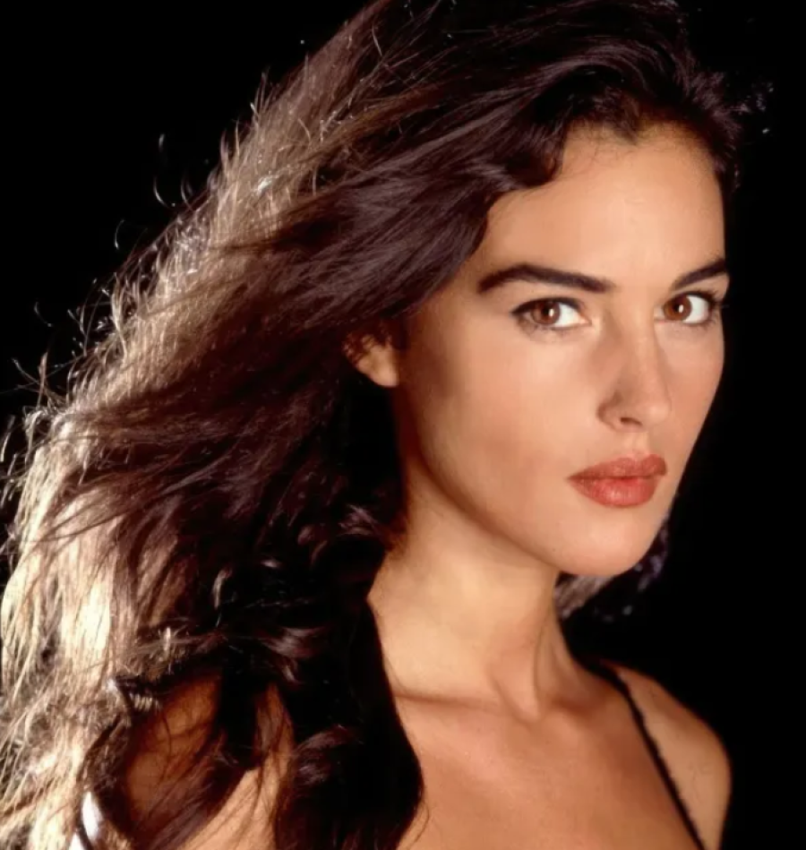 GODINE JOJ NIŠTA NE MOGU: Pojam seksepila i ljepote – Kako se mijenjala Monica Bellucci (FOTO)