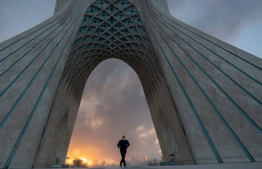 SPREMNI NA DUGOROČNI OTPOR: Iranski ekonomski slom možda dođe prekasno za Trumpa