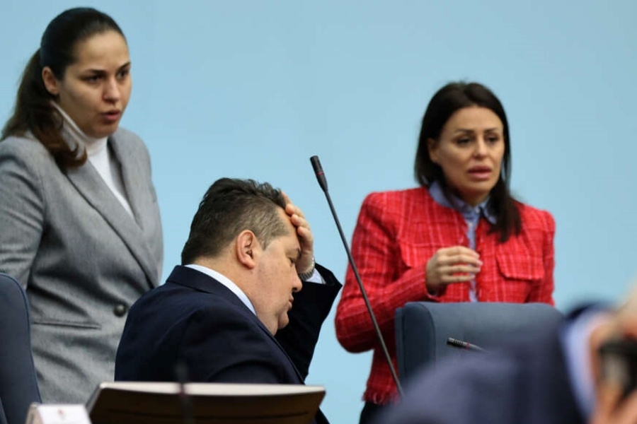 POLITIČKI RING BEZ PRAVILA: Da li je Anja Ljubojević veći Stevandić od STEVANDIĆA (VIDEO)