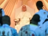 PRED 100.000 LJUDI UDARIO NA PRIVATNE INTERESE: Papa Lav završio afričku turneju posjetom zatvorenicima i govorom po kiši