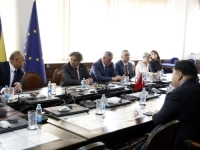 POČINJE SARADNJA SA SINOPHARMOM: Premijer Nikšić najavio milionske investicije iz Kine u KCUS (FOTO)