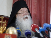 VASKRŠNJA PORUKA MITROPOLITA HRIZOSTOMA: 'Proklet je svaki koji zloupotrijebi božiji dar upravljanja i vladanja nad ljudima i narodima'