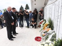 PAMTITI I OPOMINJATI: 'SB' na komemoraciji u Ahmićima, mjestu najstravičnijeg zločina HVO-a nad Bošnjacima (FOTO)