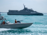 DRAMA U HORMUŠKOM MOREUZU: Američka mornarica probila blokadu, Iran poručio da će ih gađati