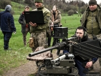 IZ FABRIKE IH IZLAZE MILIONI, A VEĆ SUTRA SU ZASTARJELI: Ukrajinci i Rusi vode bjesomučnu utrku