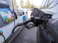 POSLJEDICE TRUMPOVOG RATA S IRANOM: Nagli skok cijena goriva u SAD-u