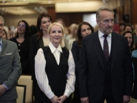 IZETBEGOVIĆ SA SKUPA ŽENA SDA POSLAO BRUTALNU PORUKU: 'Bošnjaci su izbačeni iz vlasti i poniženi, Trojka nas vodi u živo blato, moramo ih srušiti u oktobru!'