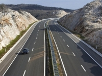 KRAJ KILOMETARSKIM KOLONAMA: Stiže 'free-flow', a evo što bh. vozači moraju znati prije ulaska na hrvatske autoceste