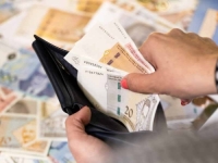 VIJEĆE MINISTARA DONIJELO ODLUKU: Zaposlenicima institucija BiH po 1.000 KM pomoći iz tekuće rezerve