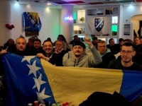 SLAVI SE I U ZAGREBU: Oko 200 Bošnjaka u glavnom gradu Hrvatske proslavilo pobjedu Zmajeva (FOTO + VIDEO)