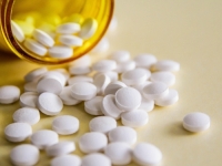 DA LI STE PSIHOLOŠKI ZAVISNI OD IBUPROFENA?: Kako lijek koji svi imamo u kući može prikriti teške bolesti i uništiti srce