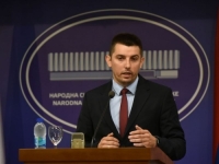 MINISTAR ŠIROKE RUKE: Novcem za turizam krpili svlačionice seoskih klubova