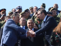 UGLEDNI NJEMAČKI LIST O ORBANOVOM DEBAKLU: Loše se piše Dodiku i Vučiću