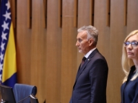 'SB' NA LICU MJESTA: Dom naroda Parlamentarne skupštine Bosne i Hercegovine ponovo blokiran zbog izostanka SNSD-a (FOTO)