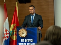 ZASTUPNIK ADRIJAN VUKSANOVIĆ: 'Najmanje prava govoriti o Jasenovcu imaju oni koji su se politički i ideološki identificirali s četničkim nasljeđem te negirali genocid u Srebrenici...'