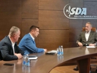 SVI SU ZABRINUTI: Izetbegović razgovarao sa predstavnicima Nove Željezare Zenica