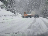 KAO DA JE JANUAR: Snijeg zatrpao Jahorinu, pogledajte nevjerovatne prizore... (FOTO)