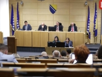 BURNO U SARAJEVU: Vanredna sjednica Doma naroda Federalnog parlamenta, samo jedna tačka dnevnog reda...