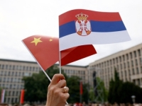 HUAWEI NADZIRE SRPSKE GRADOVE, VOJSKA VJEŽBA S KINOM: Zašto Washington i Bruxelles više ne mogu praviti se da ne vide što se događa u Beogradu