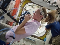 ŽIVOT NA HILJADE KILOMETARA OD ZEMLJE: Otkriveno kako astronautkinje održavaju higijenu, a slučaj Sunite Williams šokirao je naučnike