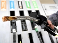 EVROPA NA IVICI KRIZE GORIVA: Počeli nemiri, vojska na ulicama, dizel i preko 2 eura...