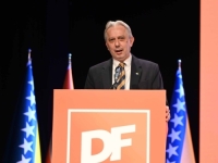 JASNA PORUKA SA VELIKE TRIBINE DF-a U TUZLI: 'Imamo petlju da silnicima kažemo NE!'