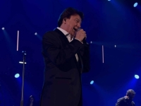 NAKON VELIKIH KONCERATA: Zdravku Čoliću će sutra biti uručen diplomatski pasoš Bosne i Hercegovine